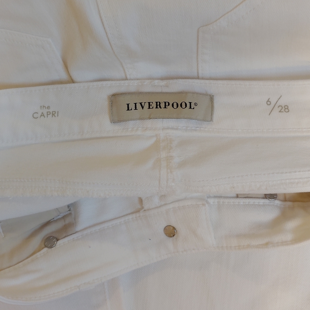 Liverpool Women's Capris Jeans - Picture 3 of 7